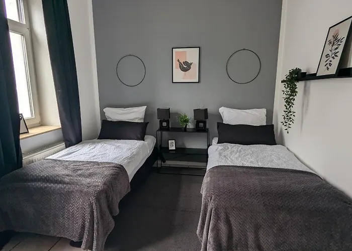 Gemuetliche Mit Parkplatz *